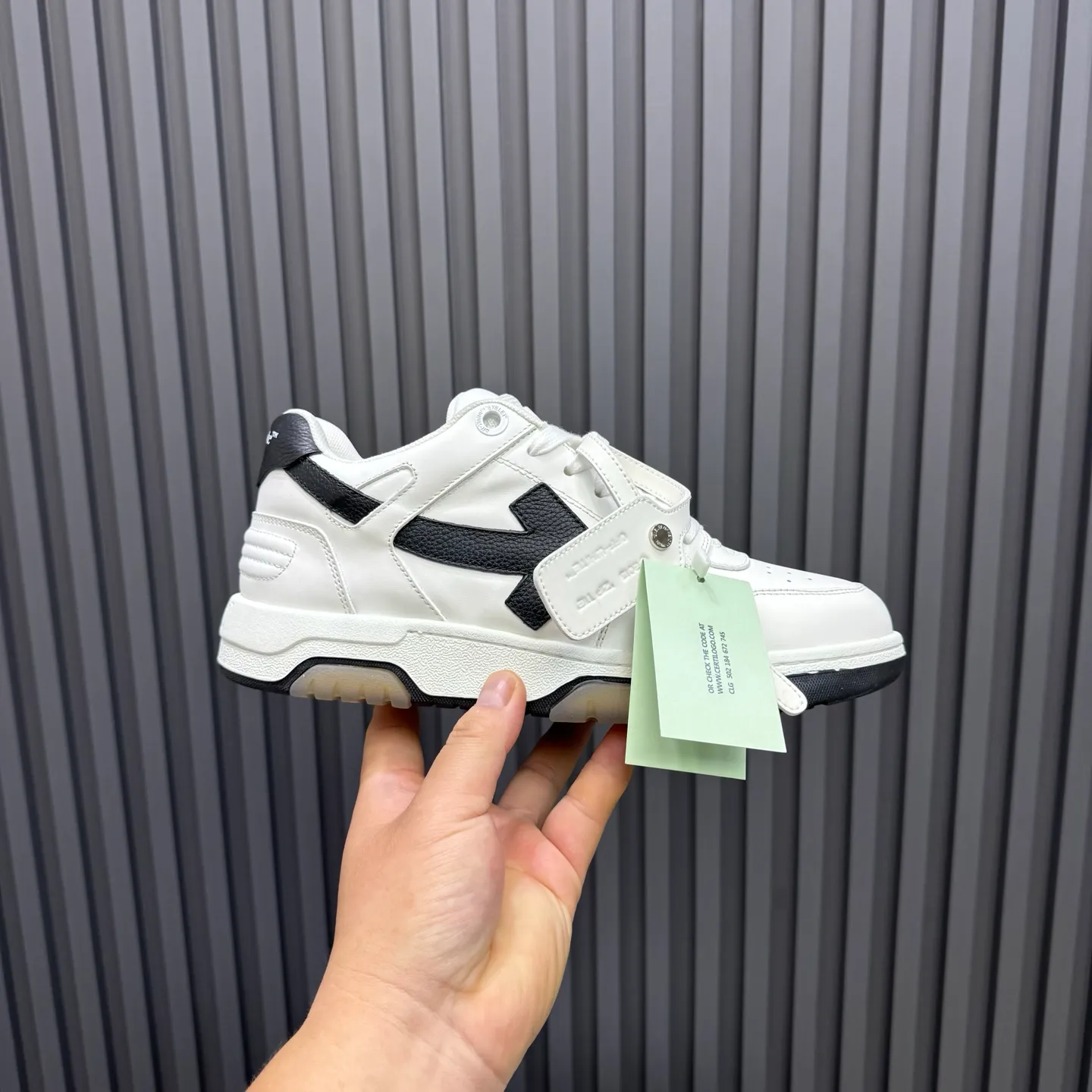 P620 OFF WHITE⚡️Couple model⚡️35-40 women’s model 39-46 men’s model
